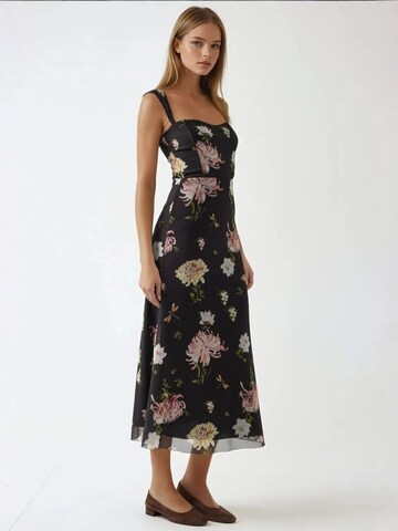 Hiccup Dress in Black