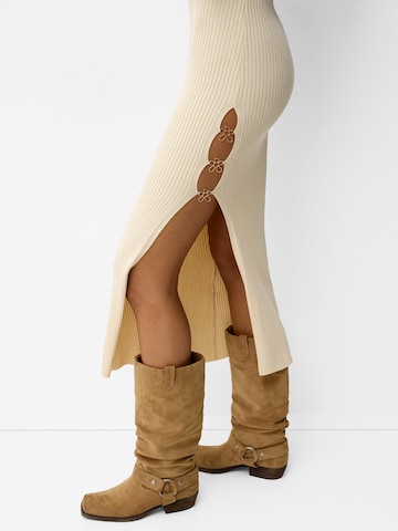 Abito in maglia di Bershka in beige