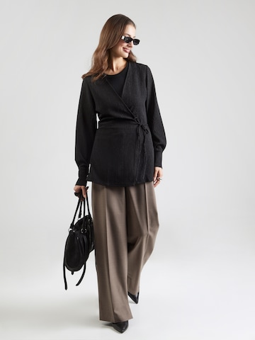 melns rosemunde Blūze 'RWBorneo'