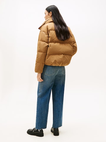 TOMMY HILFIGER Prehodna jakna | rjava barva