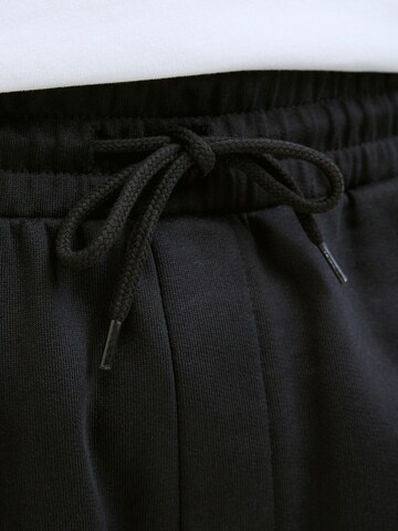 JACK & JONES - Pierna ancha Pantalón en negro
