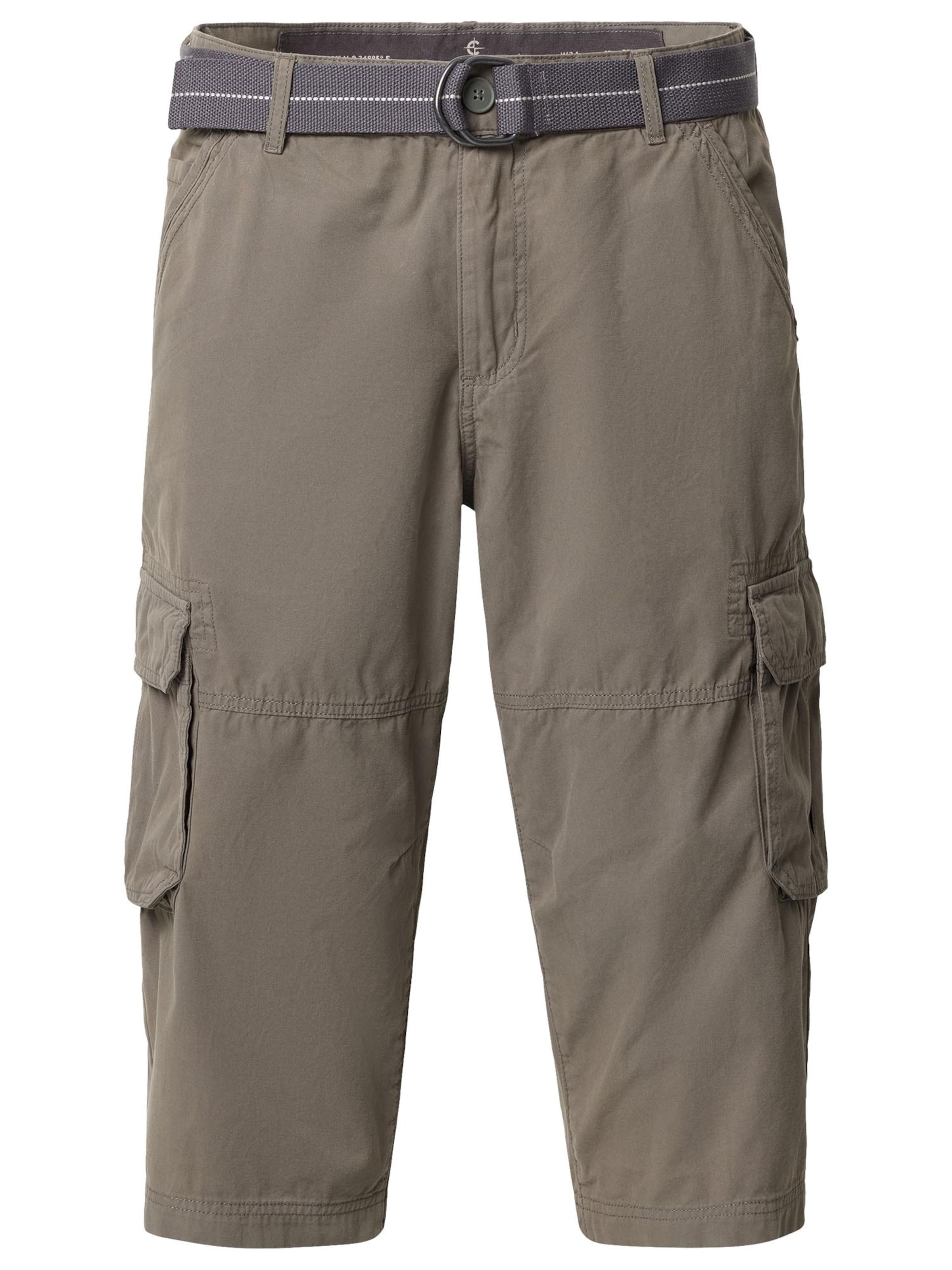 CASAMODA Regular Cargo Pants 'Cargo-Bermuda 3/4' in Green: front