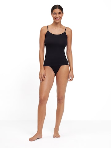 FALKE Undershirt in Black