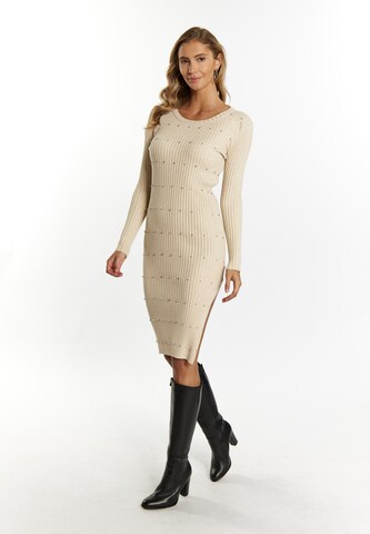 Abito in maglia di faina in beige