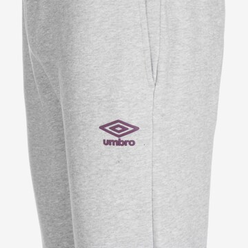 UMBRO Tapered Workout Pants in Grey