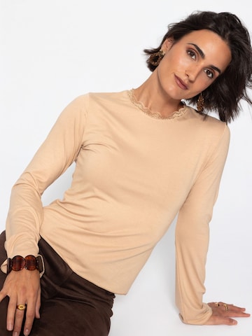 Maglietta di SASSYCLASSY in beige