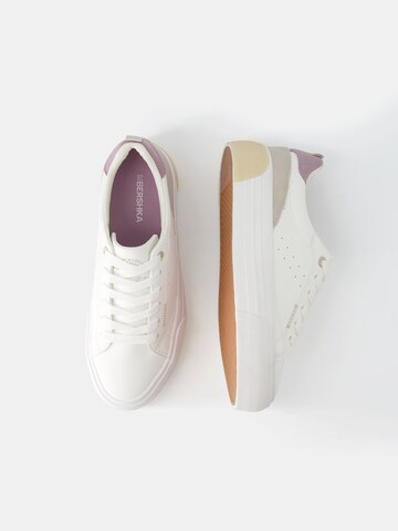 Baskets basses Bershka en blanc