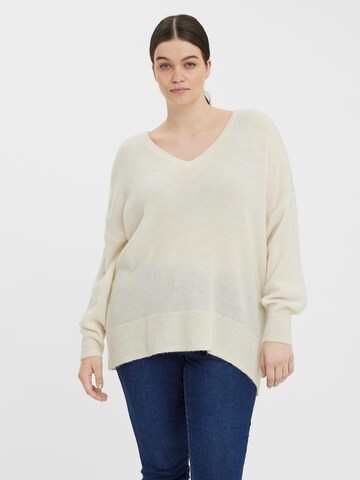 Vero Moda Curve Sweater in Beige: front