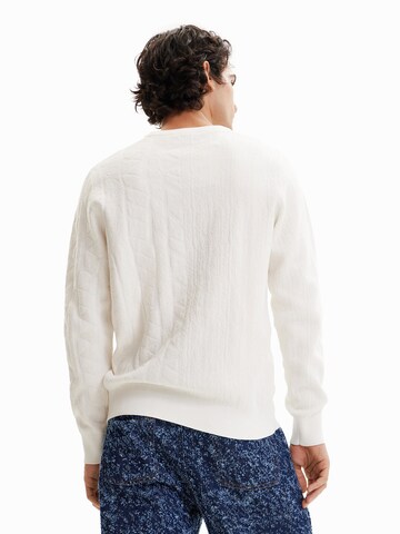 Pull-over Desigual en blanc