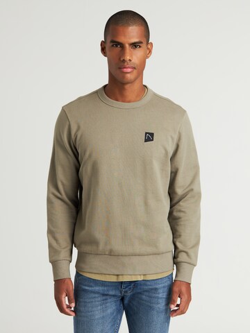 CHASIN' Sweatshirt 'Toby' in Green: front
