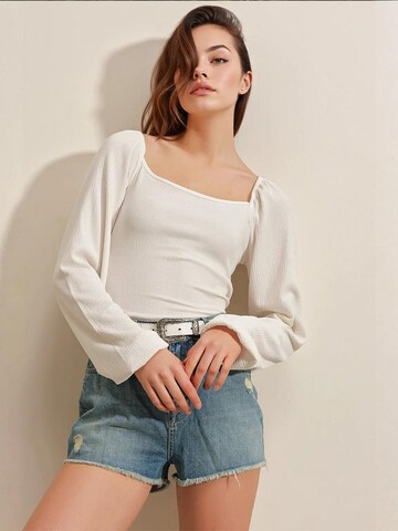 Bigdart - Blusa em branco