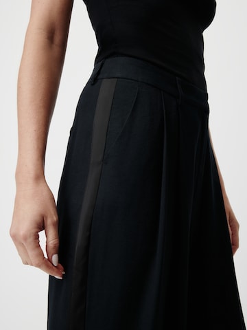 LeGer by Lena Gercke Loose fit Pleat-Front Pants 'Cassidy' in Black