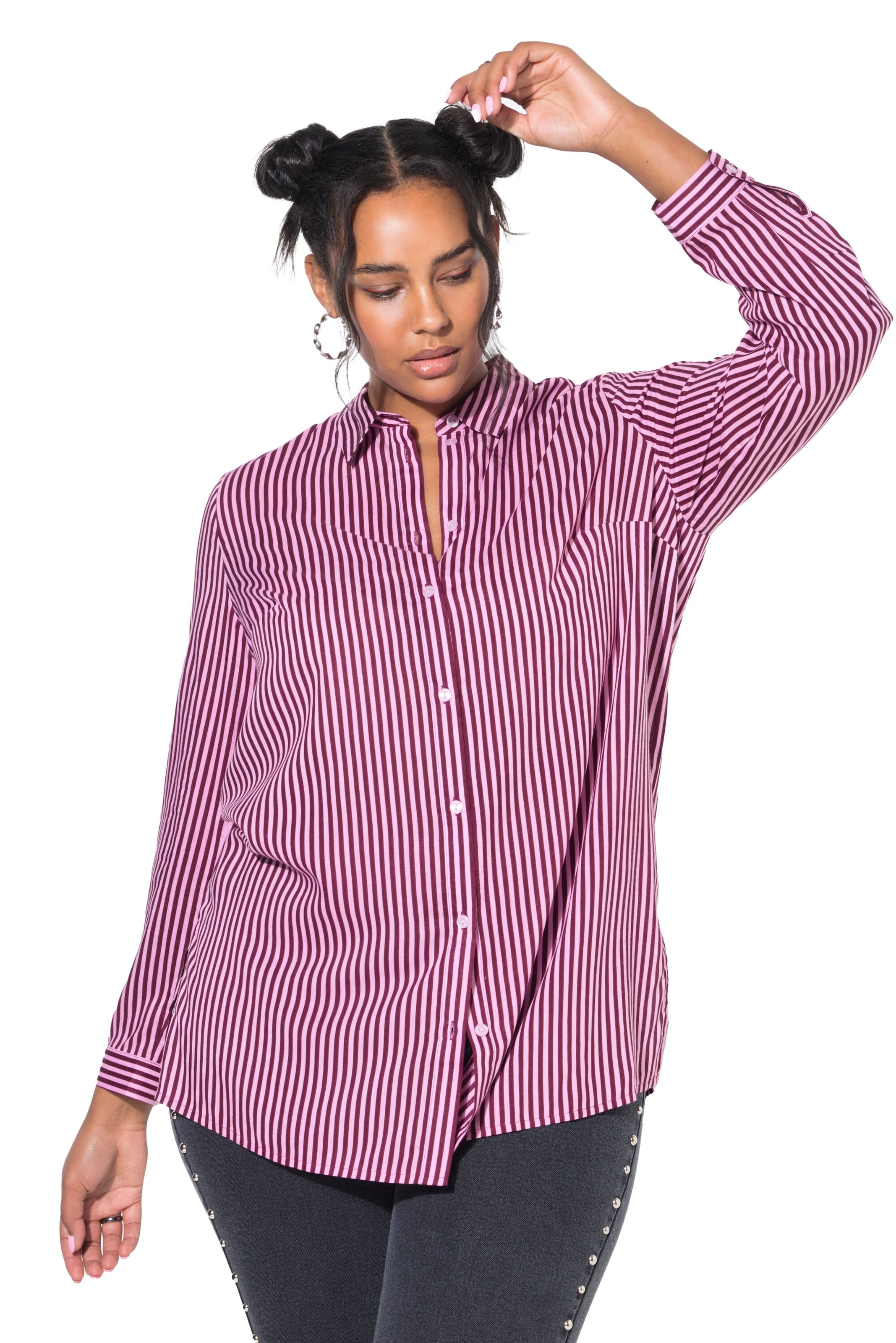 Studio Untold Blouse in Red: front