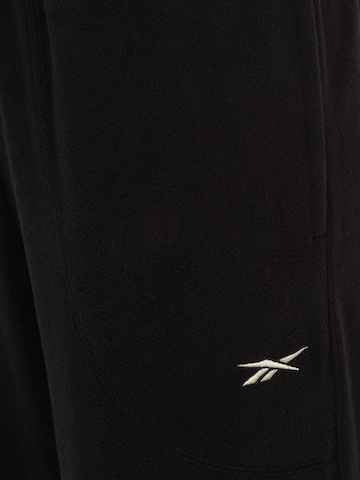 Reebok Конический (Tapered) Спортивные штаны в Черный