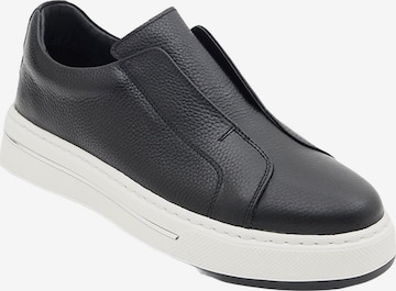 Desa Slipper in Schwarz: Vorderseite