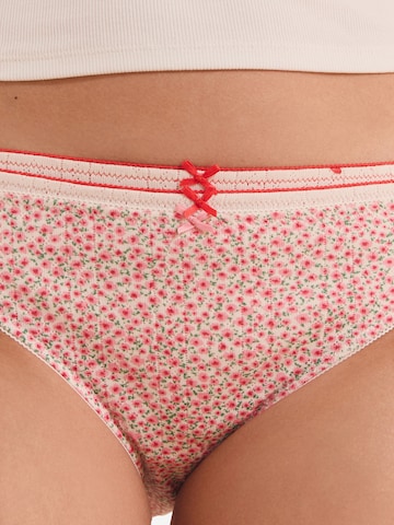 ETAM Slip 'Jolly' in Beige