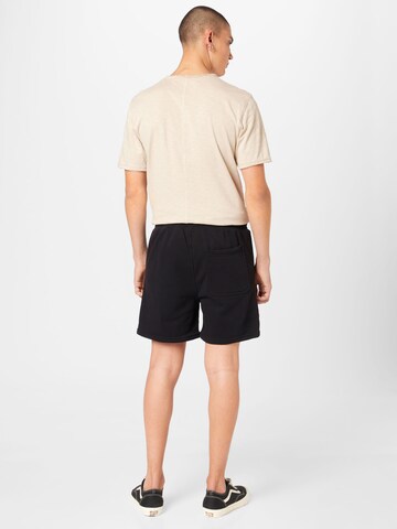 Cotton On Regular Shorts in Schwarz