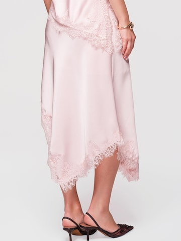 Ombre Skirt in Pink