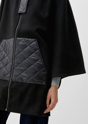 s.Oliver Cape in Zwart