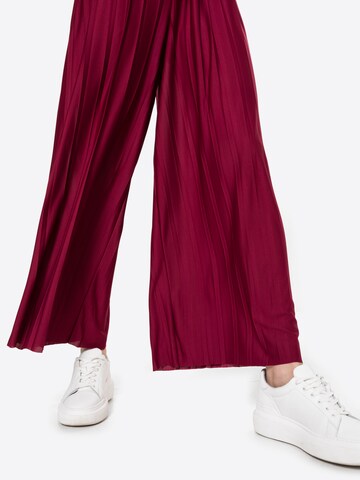 Wide leg Pantaloni 'Caren' di ABOUT YOU in rosso