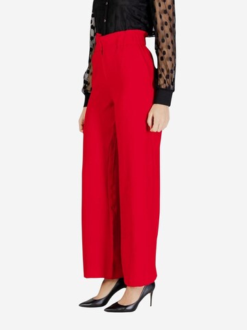 Morgan De Toi - Pierna ancha Pantalón '242-PBIRD' en rojo