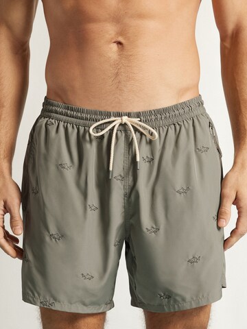 IUMAN Intimissimi Swim Trunks in Green: front