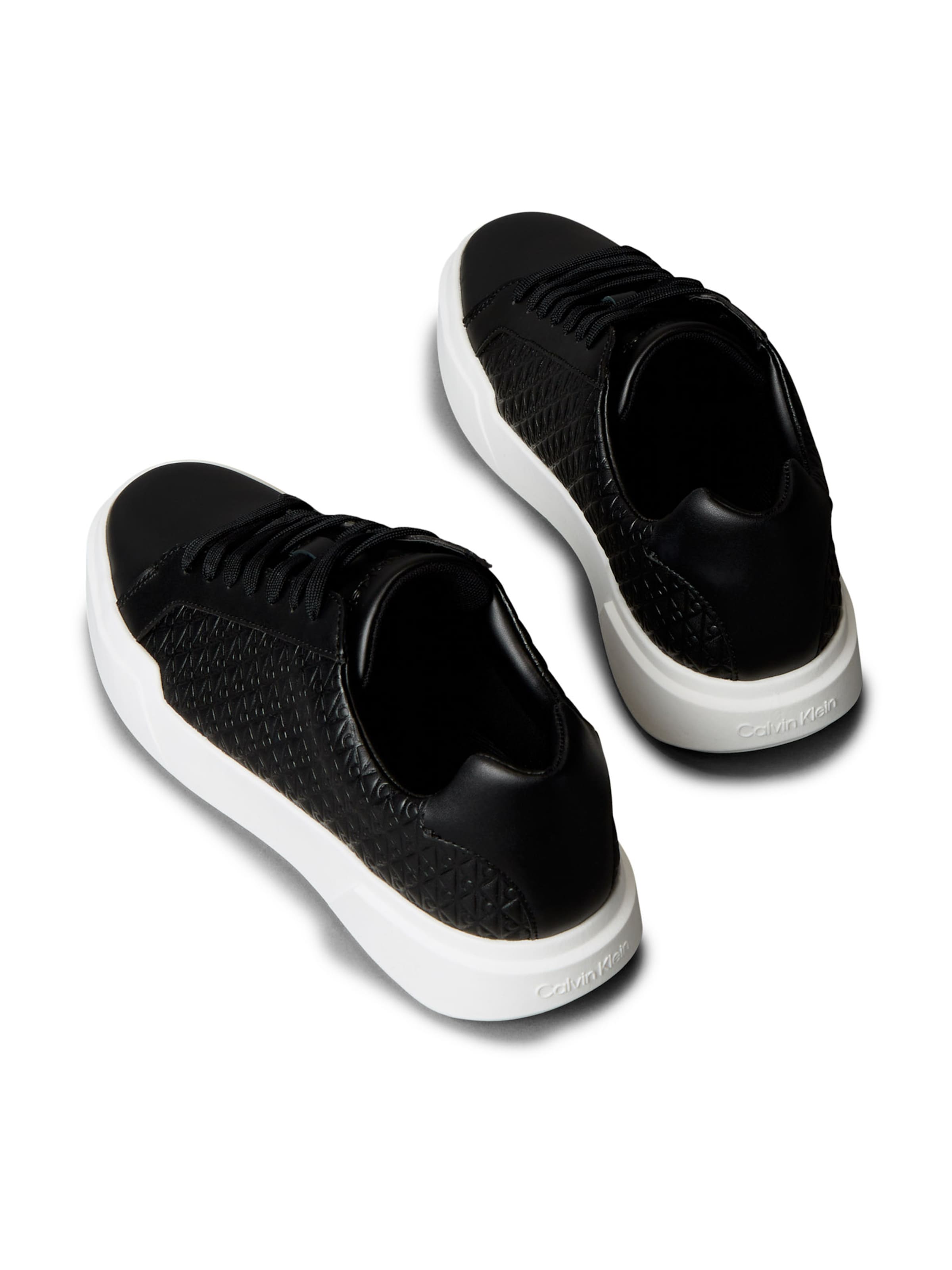 Calvin Klein Низкие кроссовки в Черный