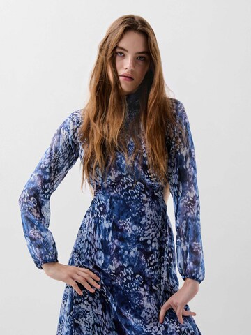 Rochie de la Scalpers pe albastru