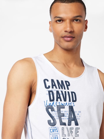 T-Shirt CAMP DAVID en blanc