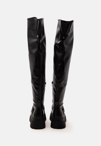 Cuissardes 'PLUTO' BUFFALO en noir