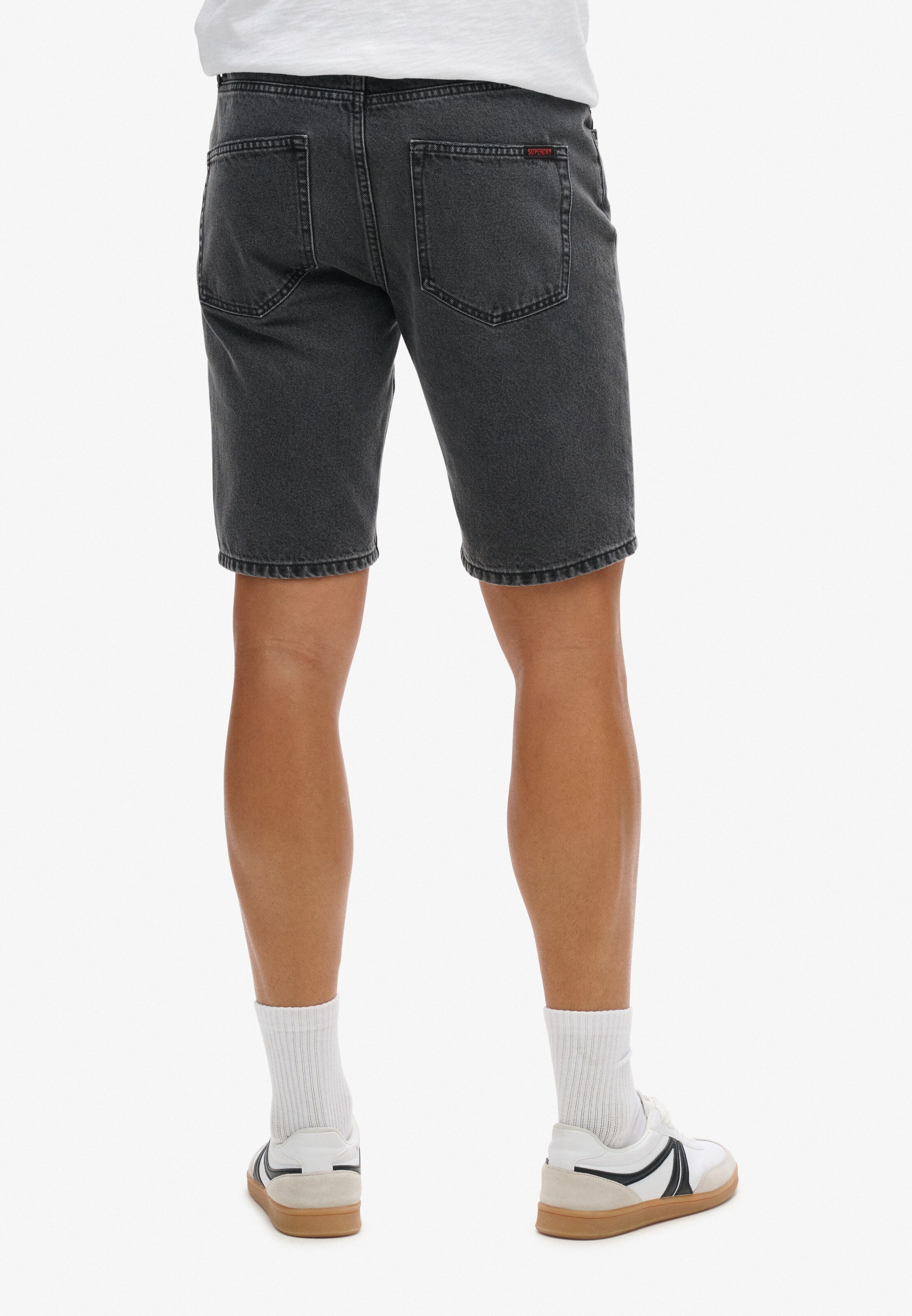 Superdry Slimfit Jeans in Grijs: voorkant