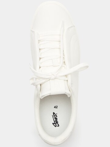 Pull&Bear Platform trainers in White