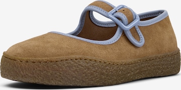 CAMPER Riemchenballerina 'Peu Terreno' in Braun: Vorderseite