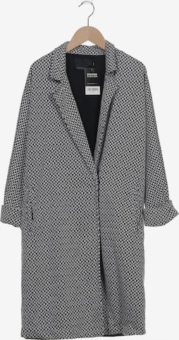 STEFFEN SCHRAUT Mantel S in Schwarz: Vorderseite