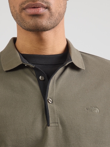 Tricou de la THE NORTH FACE pe verde