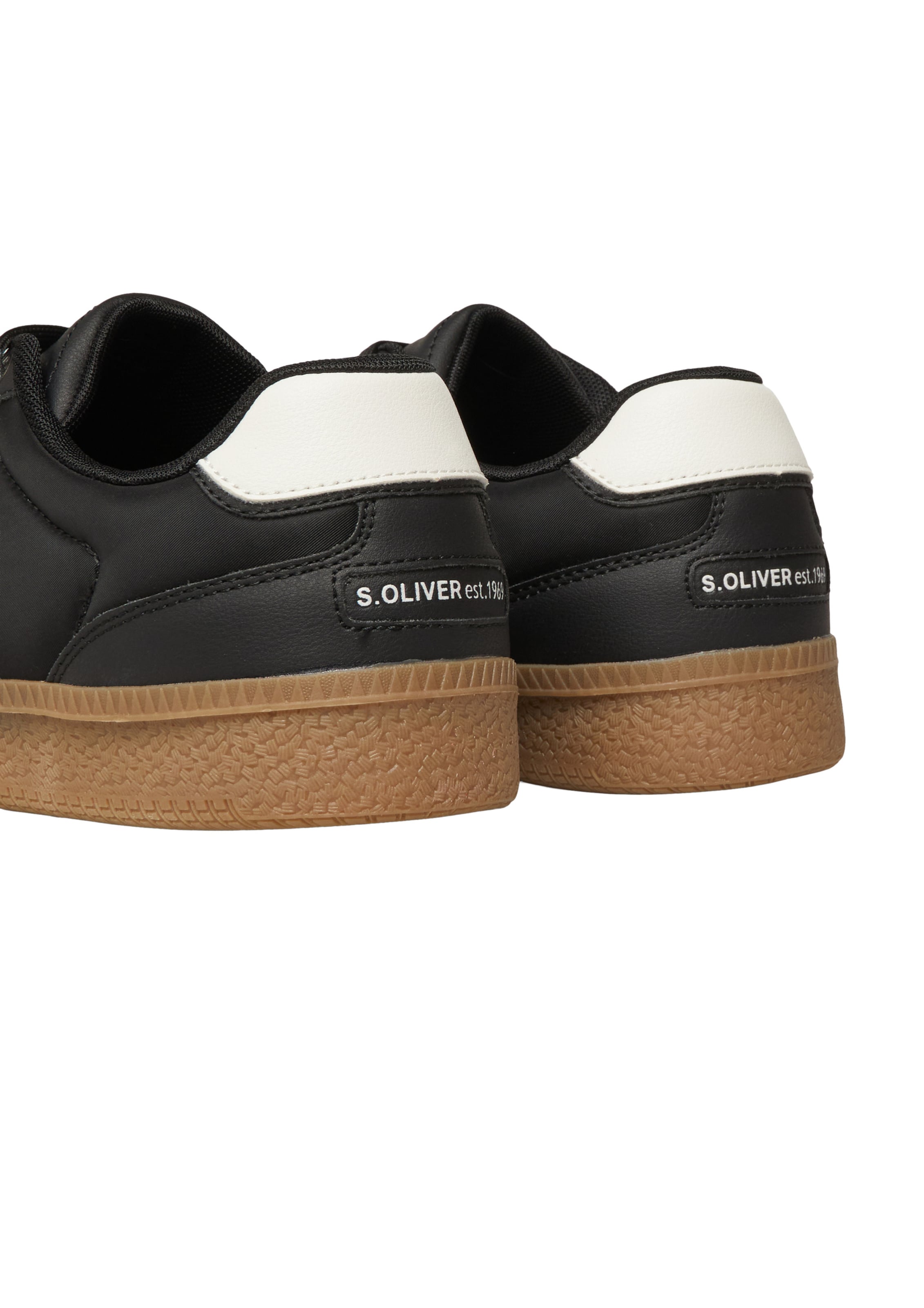 Baskets basses s.Oliver en noir