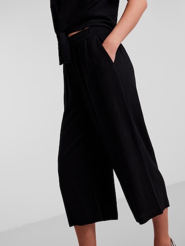 Loosefit Pantalon 'Vinsty' PIECES en noir