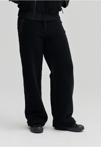 elho - regular Pantalón en negro