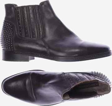 Alberto Fermani Dress Boots in 37 in Black: front