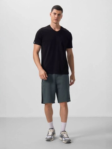 Tommy Life Shirt in Black