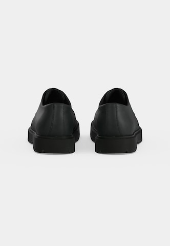 BIRKENSTOCK - Zapatos con cordón 'Highwood' en negro