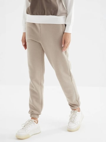 Tommy Life Sportbroek in Gemengde kleuren: voorkant