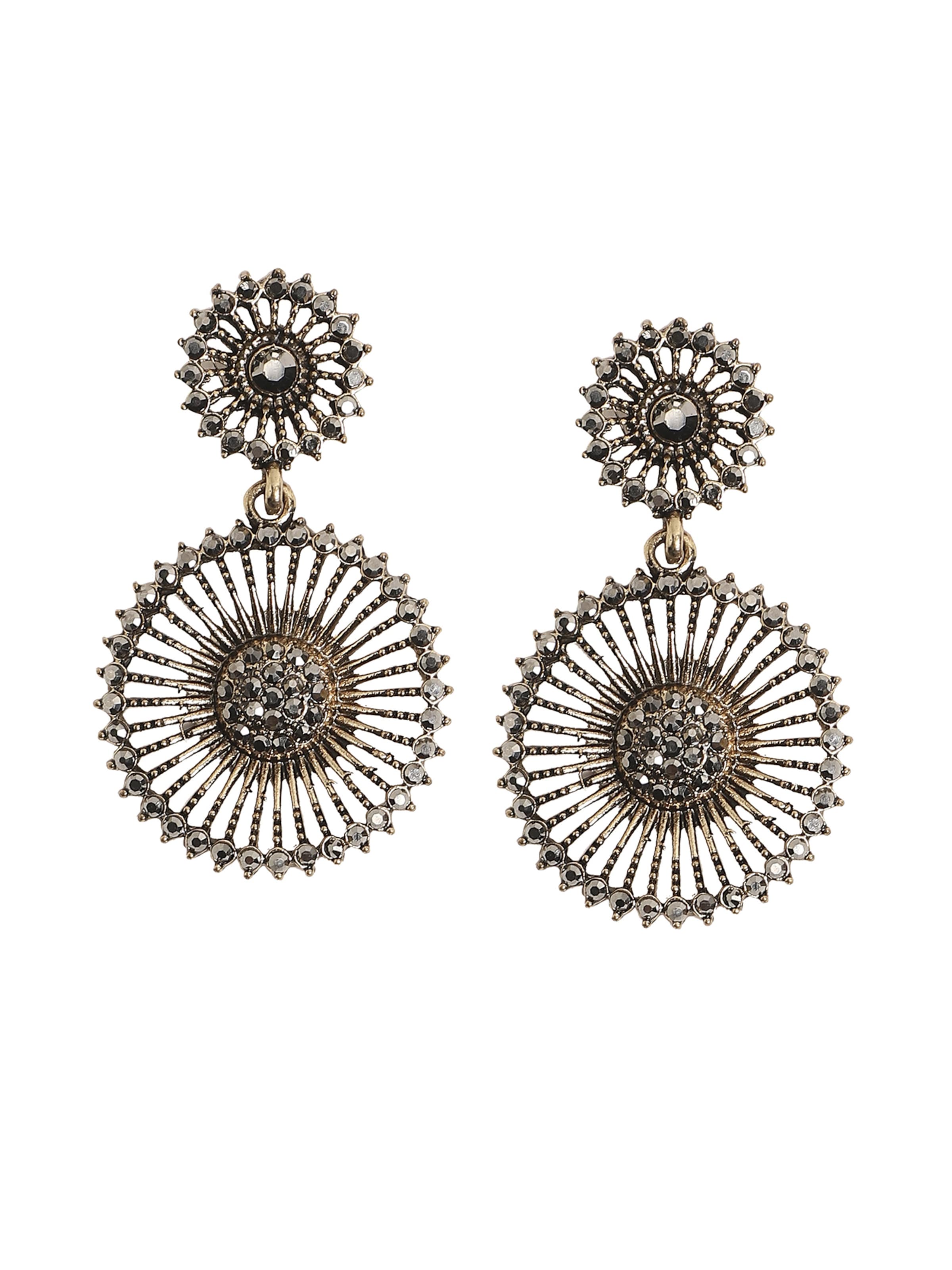 SOHI Oorbellen 'Kerenza' in Goud: voorkant