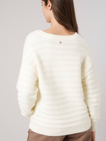 Pull-over Deeluxe en blanc