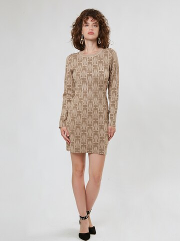 Influencer Knitted dress in Beige