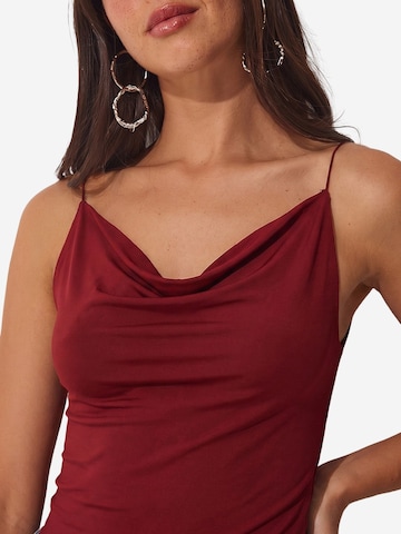 Camicia da donna di Happiness İstanbul in rosso