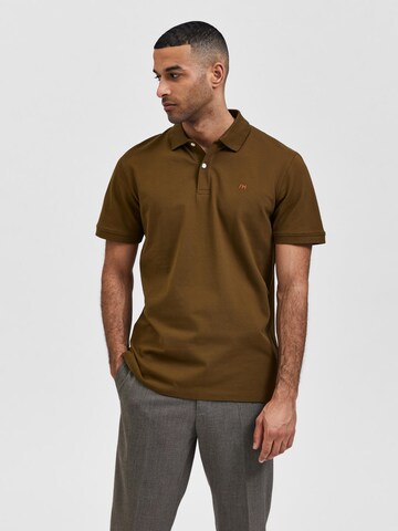 SELECTED HOMME - Camiseta 'Aze' en verde: frente