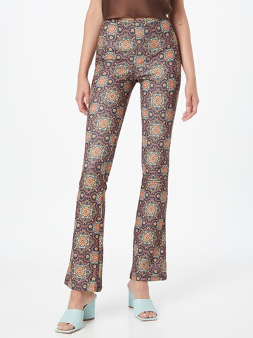 évasé Pantalon Nasty Gal en mélange de couleurs : devant