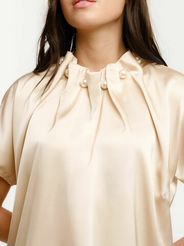 Liberte Essentiel Top ' PIP ' in Wit