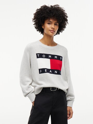 Pull-over Tommy Jeans en gris : devant